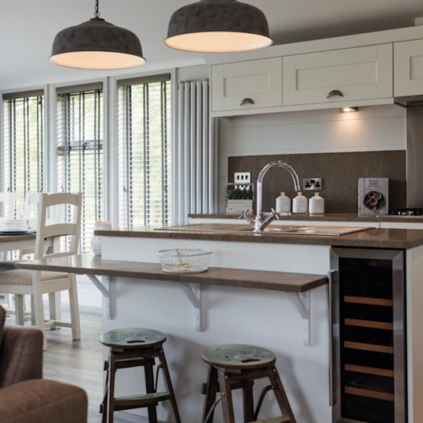 Haven Signature Diamond-Lakeside Lodge for 6 On Easter Weekend + £500 - Image 3