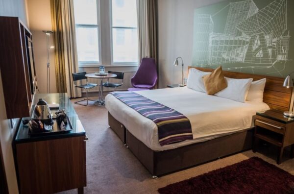One Night Manchester City Break and The Crystal Maze LIVE Experience for Two - Image 2