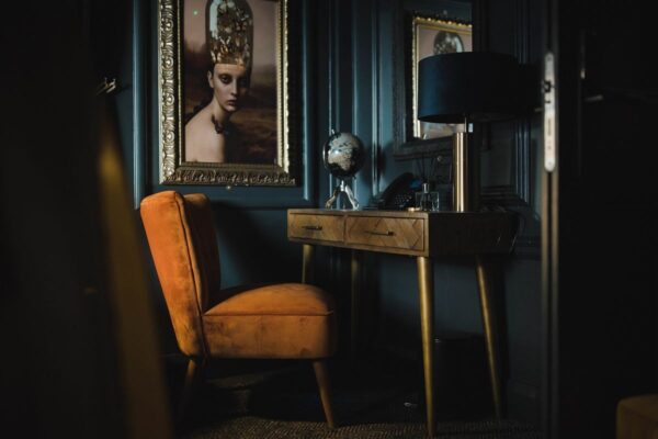 Luxury One Night York City Break At The Impossible Motel #2 - Image 8